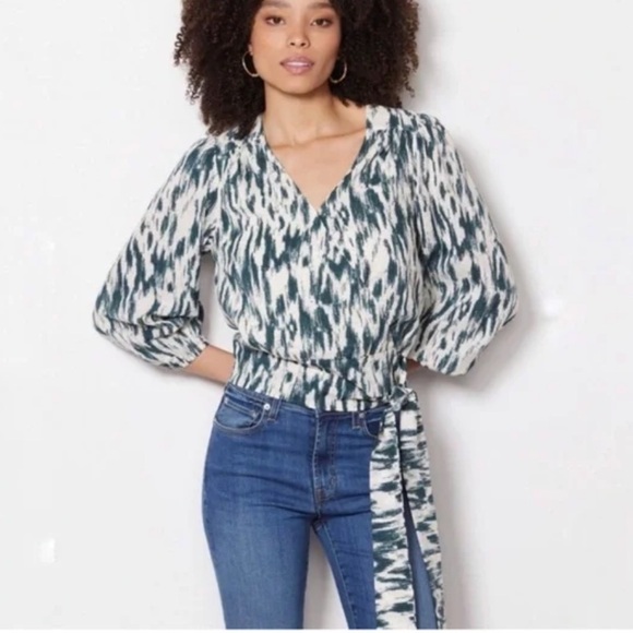 Evereve shirt NEW emerald green and cream wrap top with tie front medium lined - Picture 1 of 7